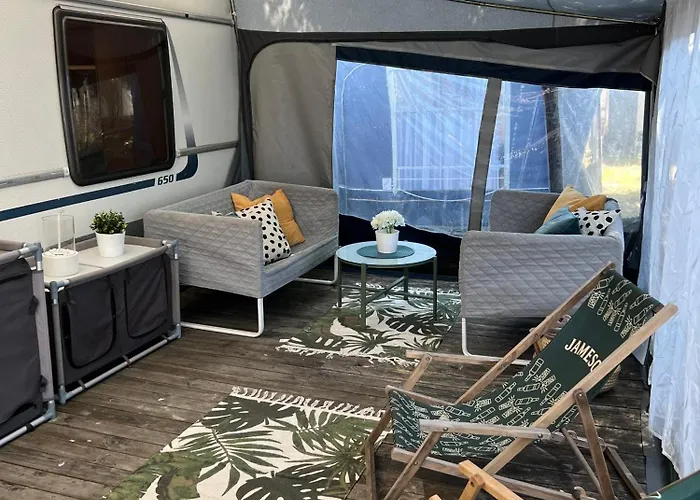 Camping Highway To Hel *