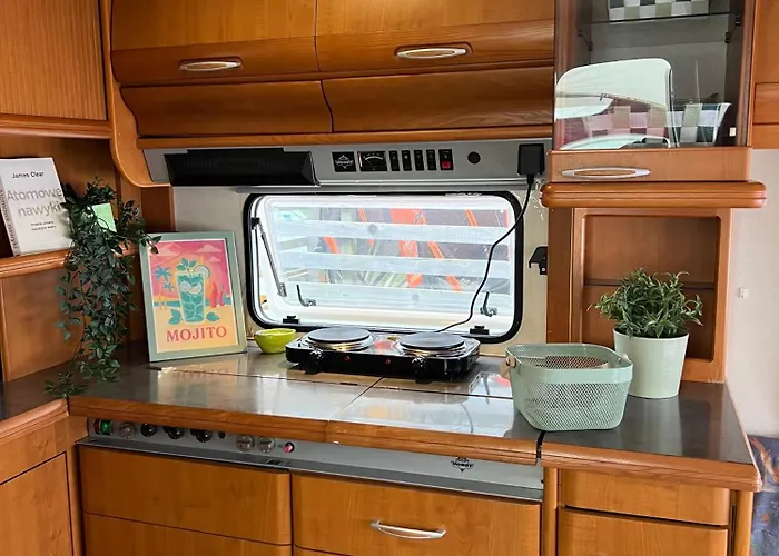 Highway To Hel Camping